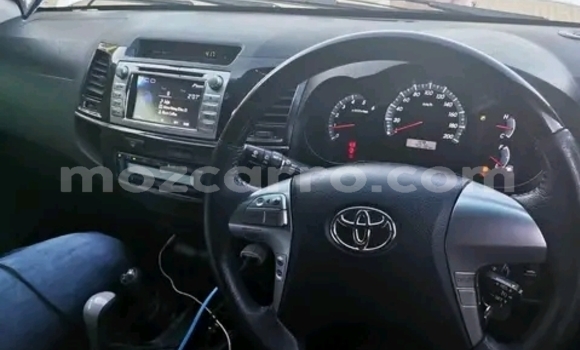 Nunua Ilio tumika Toyota Fortuner Nyeupe Gari ndani ya Maputo nchini Maputo Nunua Ilio tumika Toyota Fortuner Nyeupe Gari ndani ya Maputo nchini Maputo