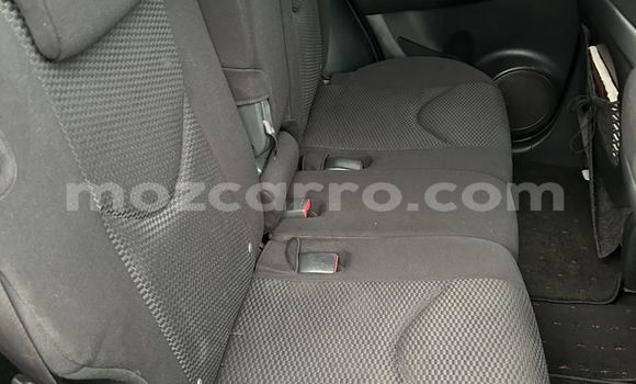 Tenga Tsaru Toyota RAV4 Zvimwe Mota in Maputo in Maputo Tenga Tsaru Toyota RAV4 Zvimwe Mota in Maputo in Maputo