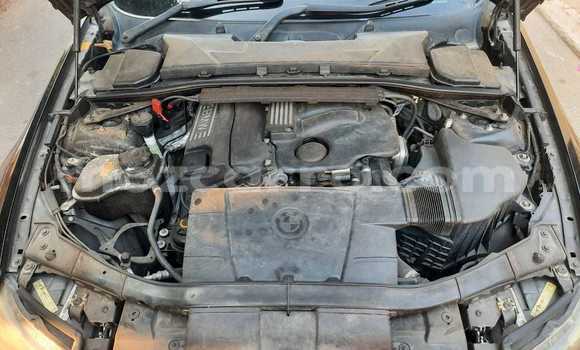 Comprar Usado BMW 3-Series Preto Carro em Maputo em Maputo Comprar Usado BMW 3-Series Preto Carro em Maputo em Maputo