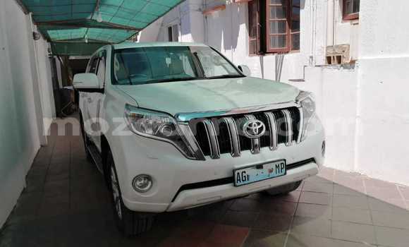 Comprar Usado Toyota Prado Branco Carro em Maputo em Maputo