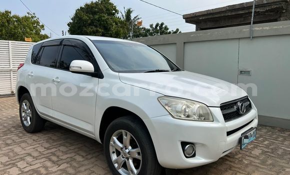 Comprar Usado Toyota RAV4 Branco Carro em Maputo em Maputo Comprar Usado Toyota RAV4 Branco Carro em Maputo em Maputo