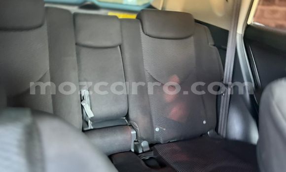 Comprar Usado Toyota RAV4 Branco Carro em Maputo em Maputo Comprar Usado Toyota RAV4 Branco Carro em Maputo em Maputo