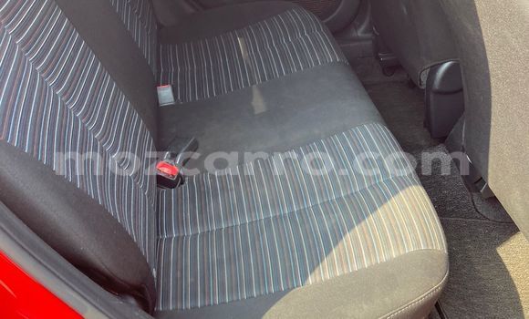 Nunua Ilio tumika Mazda Demio Nyekundu Gari ndani ya Maputo nchini Maputo Nunua Ilio tumika Mazda Demio Nyekundu Gari ndani ya Maputo nchini Maputo