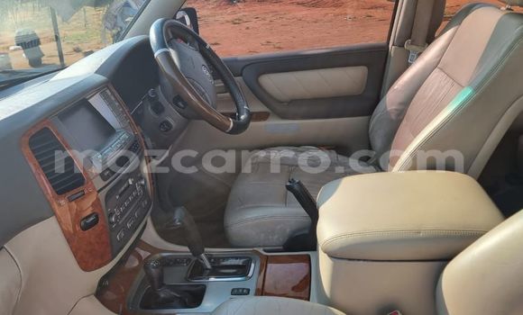 Nunua Ilio tumika Toyota Land Cruiser Bluu Gari ndani ya Maputo nchini Maputo Nunua Ilio tumika Toyota Land Cruiser Bluu Gari ndani ya Maputo nchini Maputo