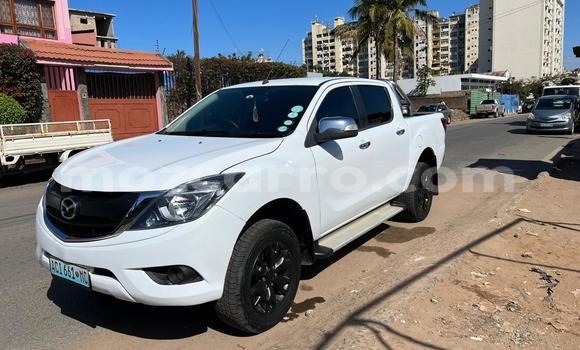 Buy Used Mazda BT-50 White Car in Maputo in Maputo Buy Used Mazda BT-50 White Car in Maputo in Maputo