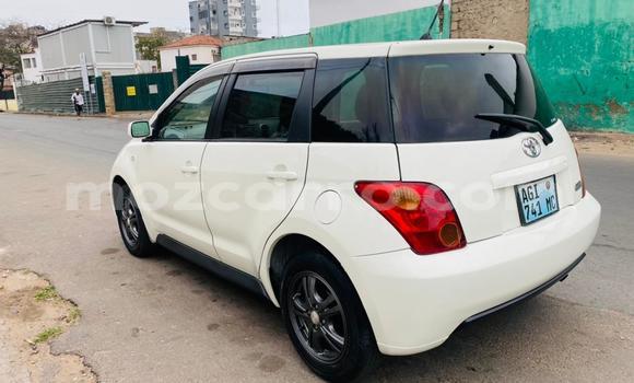 Comprar Usado Toyota IST Branco Carro em Maputo em Maputo Comprar Usado Toyota IST Branco Carro em Maputo em Maputo