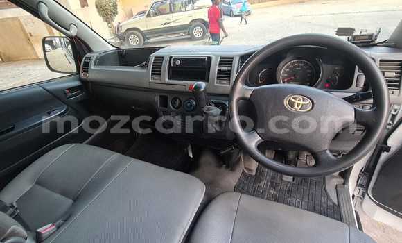 Comprar Usado Toyota Hiace Branco Carro em Maputo em Maputo Comprar Usado Toyota Hiace Branco Carro em Maputo em Maputo