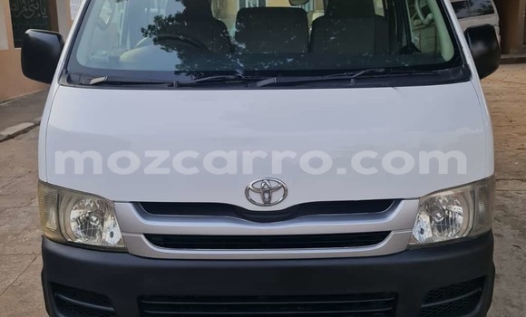 Comprar Usado Toyota Hiace Branco Carro em Maputo em Maputo Comprar Usado Toyota Hiace Branco Carro em Maputo em Maputo