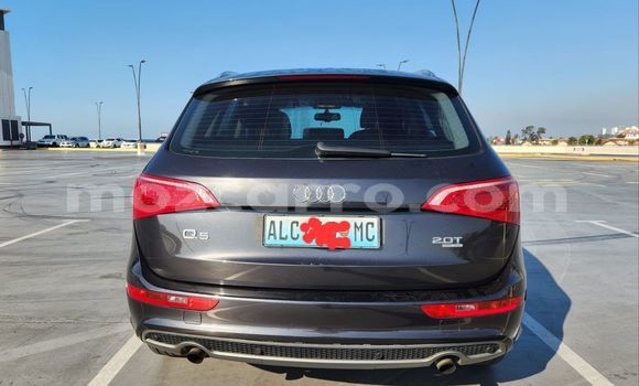 Nunua Ilio tumika Audi Q5 Bluu Gari ndani ya Maputo nchini Maputo Nunua Ilio tumika Audi Q5 Bluu Gari ndani ya Maputo nchini Maputo