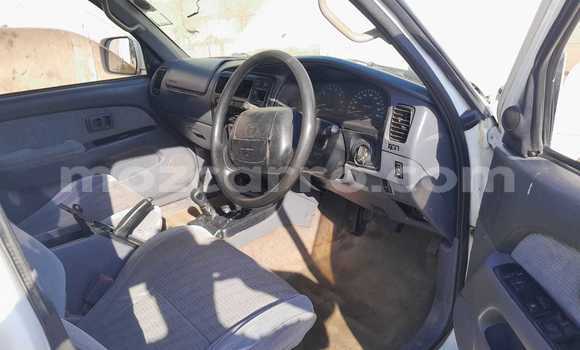 Buy Used Toyota Hilux Surf White Car in Maputo in Maputo Buy Used Toyota Hilux Surf White Car in Maputo in Maputo