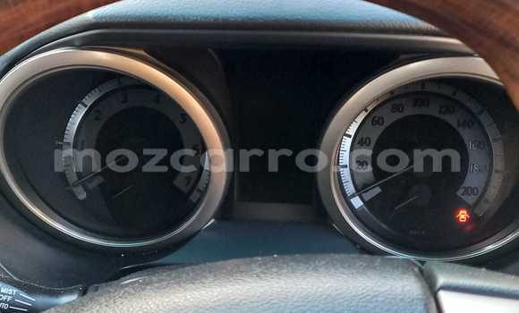 Nunua Ilio tumika Toyota Land Cruiser Prado Nyeupe Gari ndani ya Maputo nchini Maputo Nunua Ilio tumika Toyota Land Cruiser Prado Nyeupe Gari ndani ya Maputo nchini Maputo