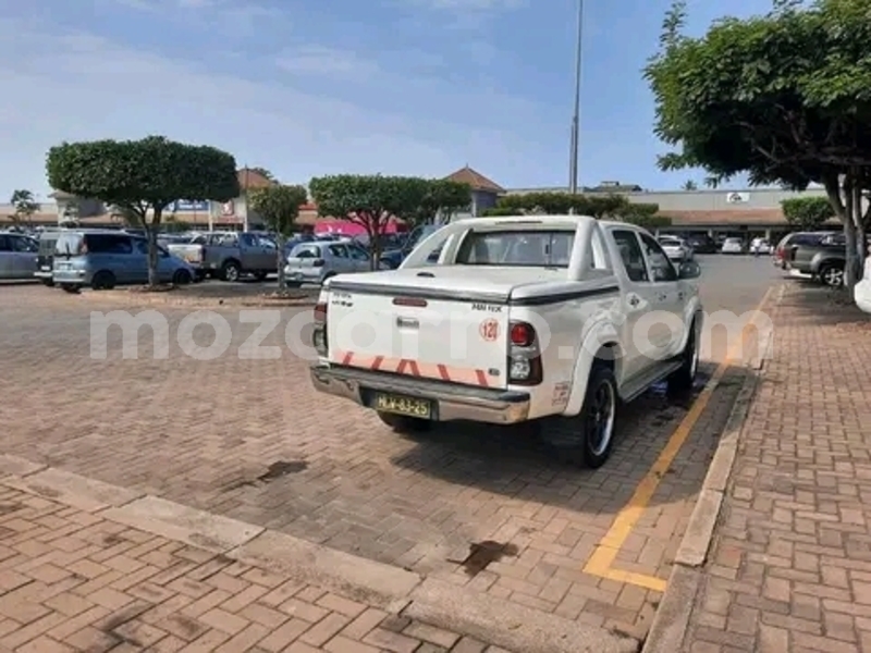 Big with watermark toyota hilux maputo maputo 17537