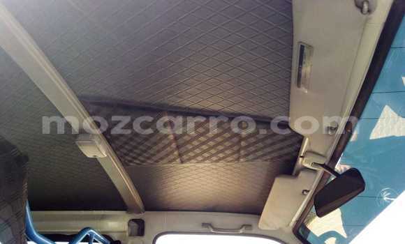 Nunua Ilio tumika Toyota Hiace Nyeupe Gari ndani ya Maputo nchini Maputo Nunua Ilio tumika Toyota Hiace Nyeupe Gari ndani ya Maputo nchini Maputo