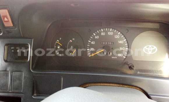 Nunua Ilio tumika Toyota Hiace Nyeupe Gari ndani ya Maputo nchini Maputo Nunua Ilio tumika Toyota Hiace Nyeupe Gari ndani ya Maputo nchini Maputo