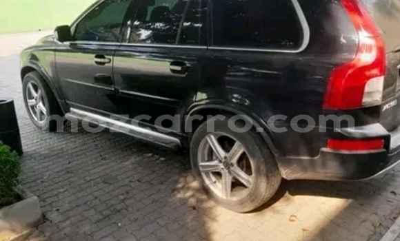 Nunua Ilio tumika Volvo XC90 Nyeusi Gari ndani ya Maputo nchini Maputo Nunua Ilio tumika Volvo XC90 Nyeusi Gari ndani ya Maputo nchini Maputo