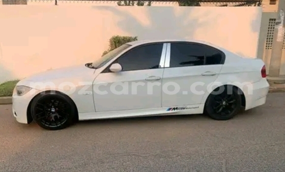 Tenga Tsaru BMW 321 Chena Mota in Maputo in Maputo