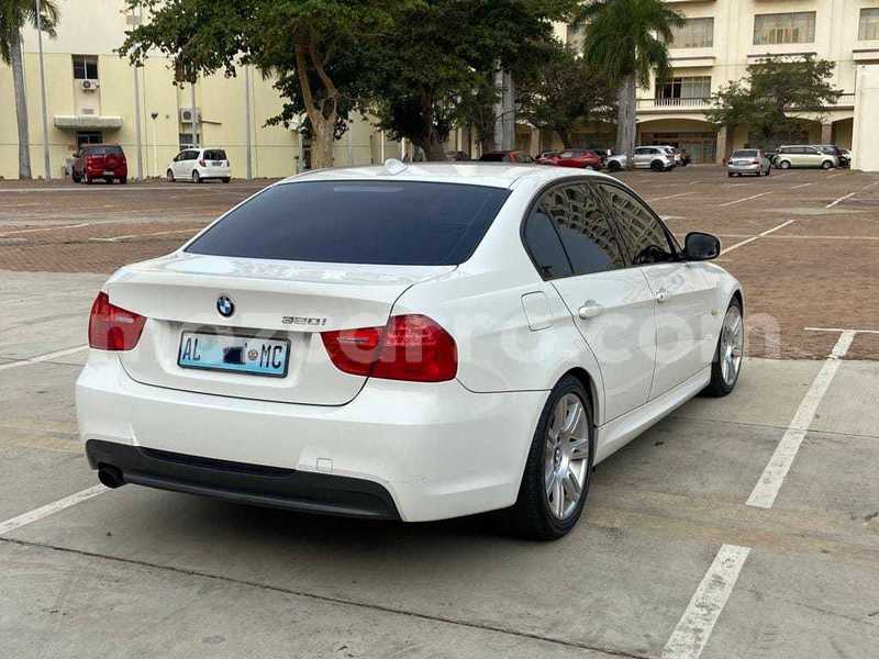 Big with watermark bmw 321 maputo maputo 17544