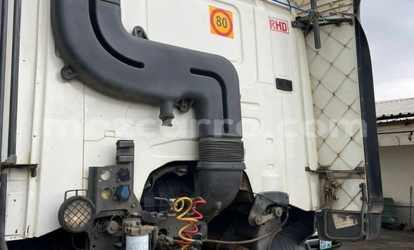 Comprar Usado Scania R420 Branco Caminhão em Maputo em Maputo Comprar Usado Scania R420 Branco Caminhão em Maputo em Maputo