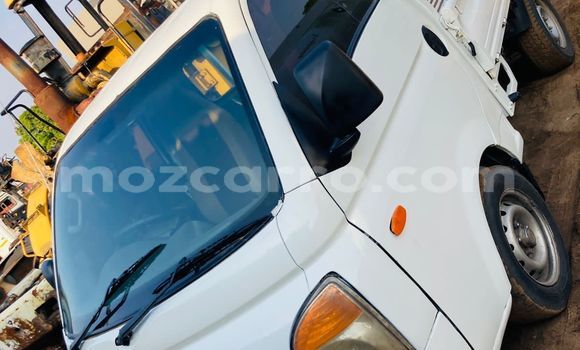 Buy Used Hyundai H1 White Car in Maputo in Maputo Buy Used Hyundai H1 White Car in Maputo in Maputo