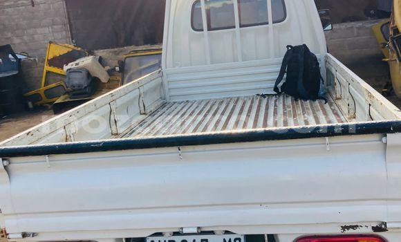 Buy Used Hyundai H1 White Car in Maputo in Maputo Buy Used Hyundai H1 White Car in Maputo in Maputo