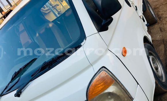 Buy Used Hyundai H1 White Car in Maputo in Maputo Buy Used Hyundai H1 White Car in Maputo in Maputo