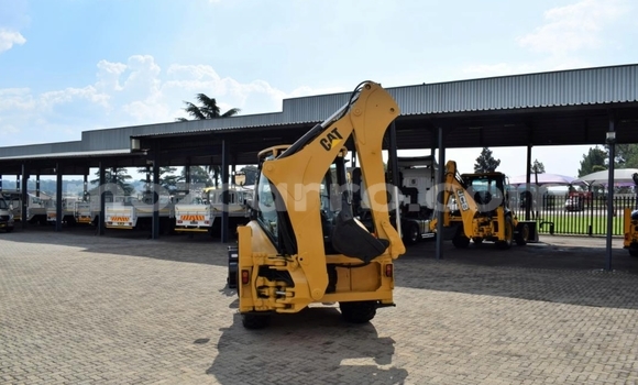 Buy Used Caterpillar 120 Other Truck in Maputo in Maputo Buy Used Caterpillar 120 Other Truck in Maputo in Maputo