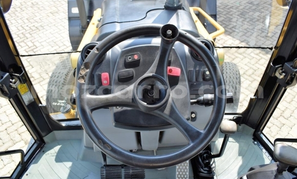 Buy Used Caterpillar 120 Other Truck in Maputo in Maputo Buy Used Caterpillar 120 Other Truck in Maputo in Maputo