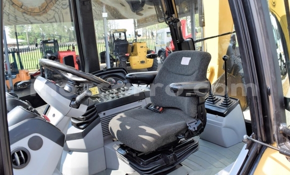 Buy Used Caterpillar 120 Other Truck in Maputo in Maputo Buy Used Caterpillar 120 Other Truck in Maputo in Maputo