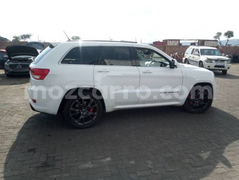 Big with watermark jeep grand cherokee maputo maputo 17575