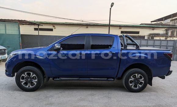 Nunua Ilio tumika Mazda BT-50 Bluu Gari ndani ya Maputo nchini Maputo Nunua Ilio tumika Mazda BT-50 Bluu Gari ndani ya Maputo nchini Maputo