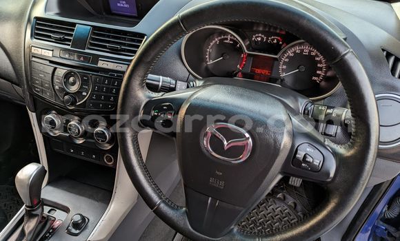 Nunua Ilio tumika Mazda BT-50 Bluu Gari ndani ya Maputo nchini Maputo Nunua Ilio tumika Mazda BT-50 Bluu Gari ndani ya Maputo nchini Maputo