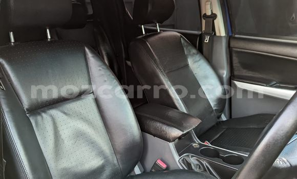 Nunua Ilio tumika Mazda BT-50 Bluu Gari ndani ya Maputo nchini Maputo Nunua Ilio tumika Mazda BT-50 Bluu Gari ndani ya Maputo nchini Maputo