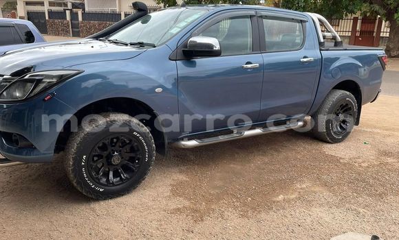 Nunua Ilio tumika Mazda BT-50 Bluu Gari ndani ya Maputo nchini Maputo Nunua Ilio tumika Mazda BT-50 Bluu Gari ndani ya Maputo nchini Maputo