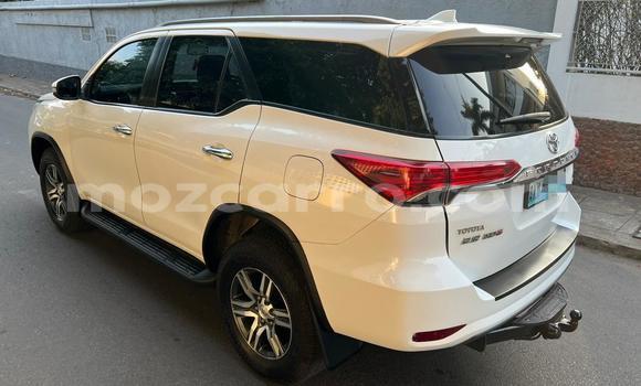 Comprar Usado Toyota Fortuner Branco Carro em Maputo em Maputo Comprar Usado Toyota Fortuner Branco Carro em Maputo em Maputo