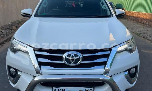 Comprar Usado Toyota Fortuner Branco Carro em Maputo em Maputo Comprar Usado Toyota Fortuner Branco Carro em Maputo em Maputo