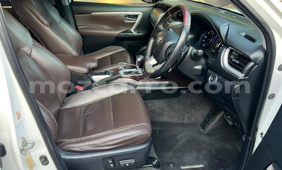 Comprar Usado Toyota Fortuner Branco Carro em Maputo em Maputo Comprar Usado Toyota Fortuner Branco Carro em Maputo em Maputo