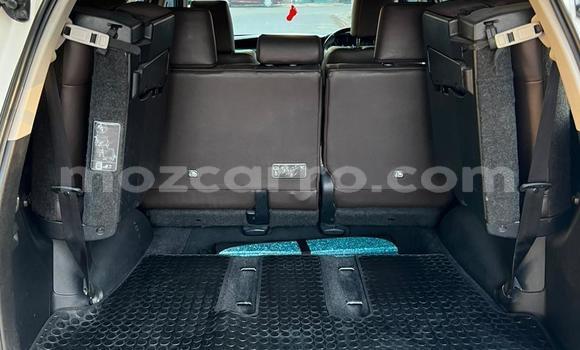 Comprar Usado Toyota Fortuner Branco Carro em Maputo em Maputo Comprar Usado Toyota Fortuner Branco Carro em Maputo em Maputo