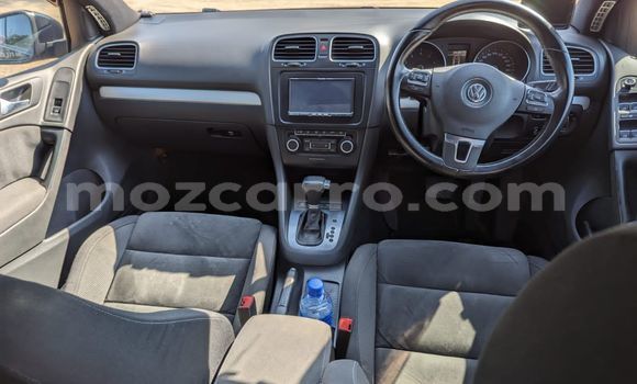 Nunua Ilio tumika Volkswagen Golf Nyeusi Gari ndani ya Maputo nchini Maputo Nunua Ilio tumika Volkswagen Golf Nyeusi Gari ndani ya Maputo nchini Maputo