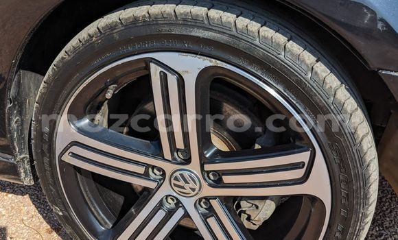 Nunua Ilio tumika Volkswagen Golf Nyeusi Gari ndani ya Maputo nchini Maputo Nunua Ilio tumika Volkswagen Golf Nyeusi Gari ndani ya Maputo nchini Maputo