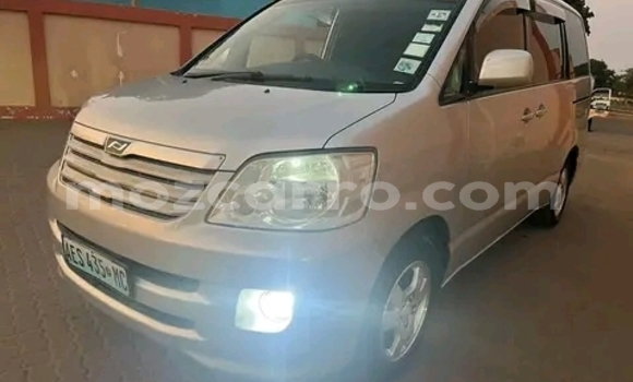 Nunua Ilio tumika Toyota Noah Nyingine Gari ndani ya Maputo nchini Maputo Nunua Ilio tumika Toyota Noah Nyingine Gari ndani ya Maputo nchini Maputo