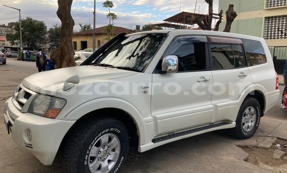 Comprar Usado Mitsubishi Pajero Branco Carro em Maputo em Maputo Comprar Usado Mitsubishi Pajero Branco Carro em Maputo em Maputo