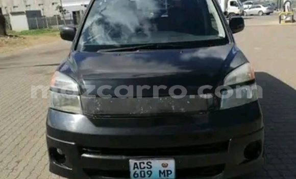 Comprar Usado Toyota Voxy Preto Carro em Maputo em Maputo Comprar Usado Toyota Voxy Preto Carro em Maputo em Maputo