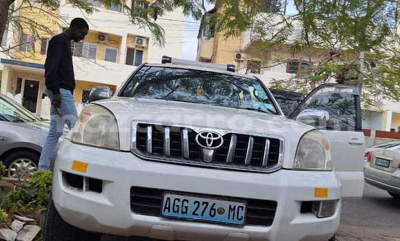 Comprar Usado Toyota Land Cruiser Prado Branco Carro em Maputo em Maputo Comprar Usado Toyota Land Cruiser Prado Branco Carro em Maputo em Maputo