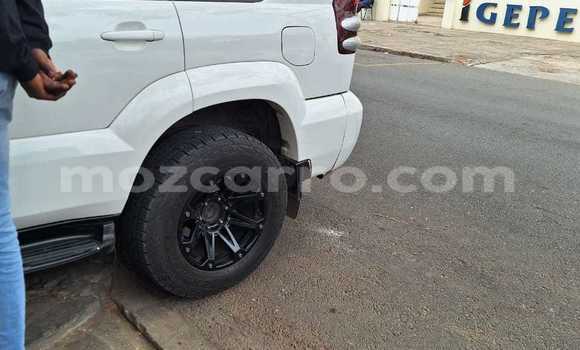 Comprar Usado Toyota Land Cruiser Prado Branco Carro em Maputo em Maputo Comprar Usado Toyota Land Cruiser Prado Branco Carro em Maputo em Maputo