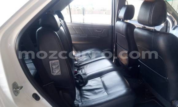 Buy Used Toyota Fortuner White Car in Nampula in Nampula Buy Used Toyota Fortuner White Car in Nampula in Nampula