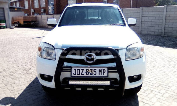 Buy Used Mazda BT-50 White Car in Maputo in Maputo Buy Used Mazda BT-50 White Car in Maputo in Maputo
