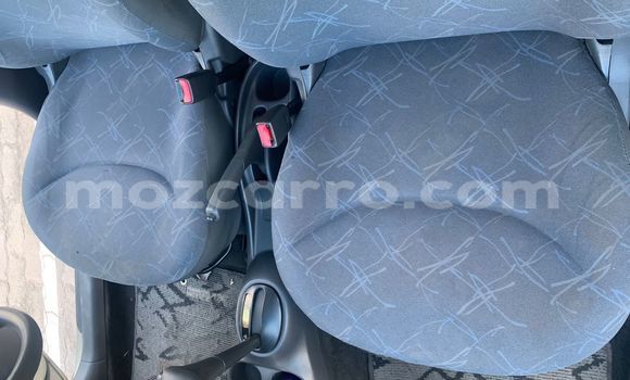 Buy Used Toyota Vitz Green Car in Maputo in Maputo Buy Used Toyota Vitz Green Car in Maputo in Maputo