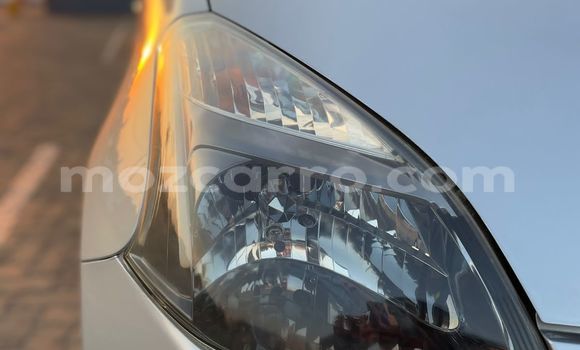 Comprar Usado Toyota Ractis De outros Carro em Maputo em Maputo Comprar Usado Toyota Ractis De outros Carro em Maputo em Maputo