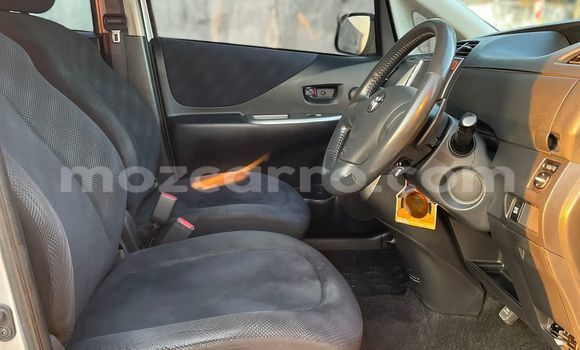 Comprar Usado Toyota Ractis De outros Carro em Maputo em Maputo Comprar Usado Toyota Ractis De outros Carro em Maputo em Maputo