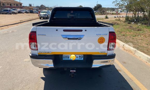 Tenga Tsaru Toyota Hiluxe Revo Chena Mota in Maputo in Maputo Tenga Tsaru Toyota Hiluxe Revo Chena Mota in Maputo in Maputo